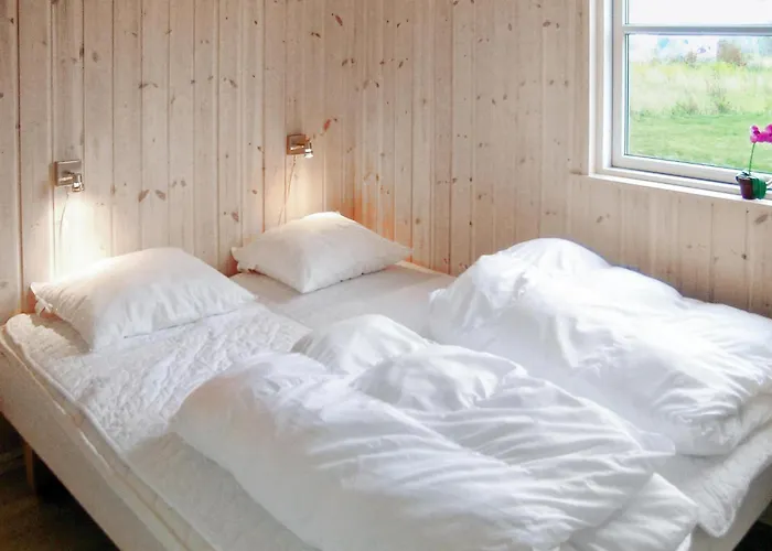 In Idestrup With Sauna Nyaraló
